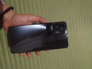 Poco f4 8/256
