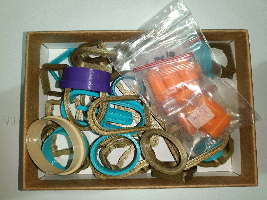 Polymer clay Cutters (BUNDLE ONLY) (Category: Craft Supplies & Tools) located in Santa Rosa. Submitted by dmrnsm (Listing ID 1270072916, Image 1). Description: - BRAND NEW CONDITION , no single purchase. BUNDLE ONLY - sizes are in the photos, if you're unsure about the size of cutters I suggest do your research first because I put the sizes there as the same what I bought from the store. - LAST PRICE FIXED WILL NOT ENTERTAIN OFFERING LOWER PRICES