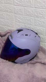 R帽紫色安全帽