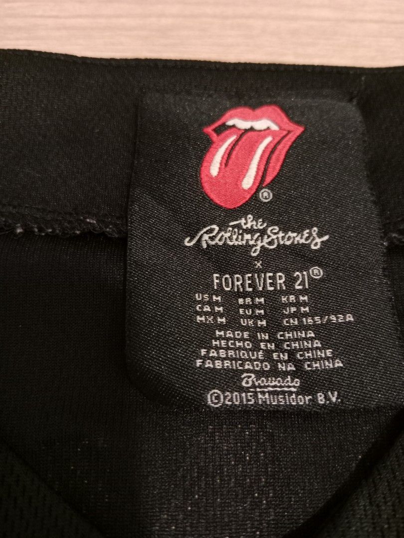 Rolling stones t shirt forever 21 discount