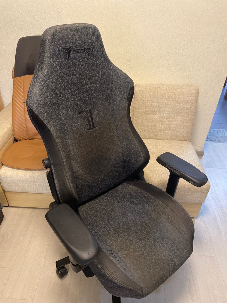 Secretlab order store status