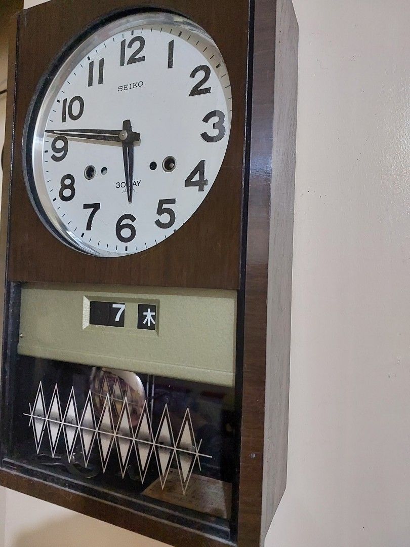 SEIKO MECHANICAL PENDULUM WALL CLOCK, Furniture & Home Living, Home Decor, Clocks on Carousell