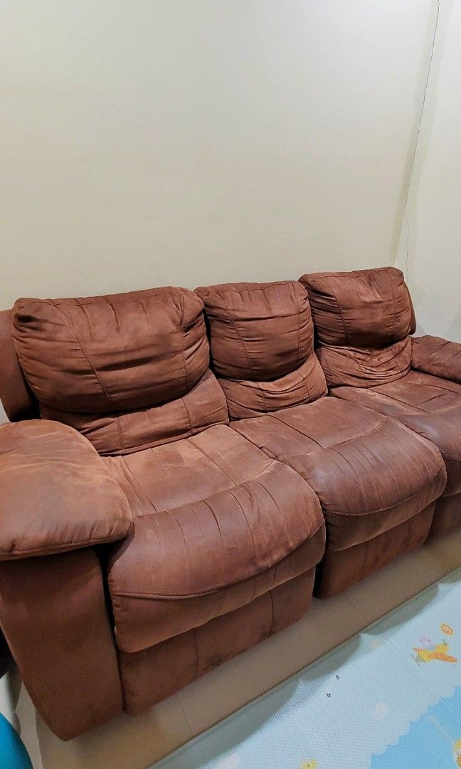 Sofa cheers informa 2025