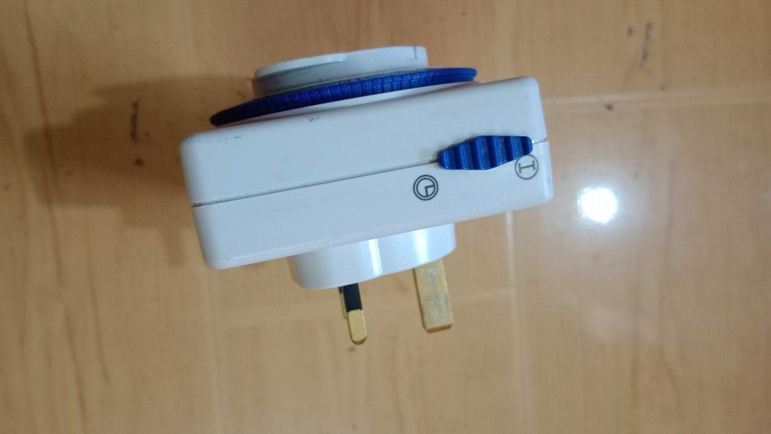 Timer Switch 24 Hour Dual Socket UK main Plug In for sale (Category: Electrical, Adaptors & Sockets) located in Bulacan. Submitted by Shoppe.Ups (Listing ID 1270074566, Image 2). Description: galing ibang bansa what you see is what you get meetups: guiguinto plaridel bulacan - via shopee checkout *(payment First) - LBC COP/COD *(payment first for shipping fee only) -toktok / lalamove *mop: via gcash pm for interested.