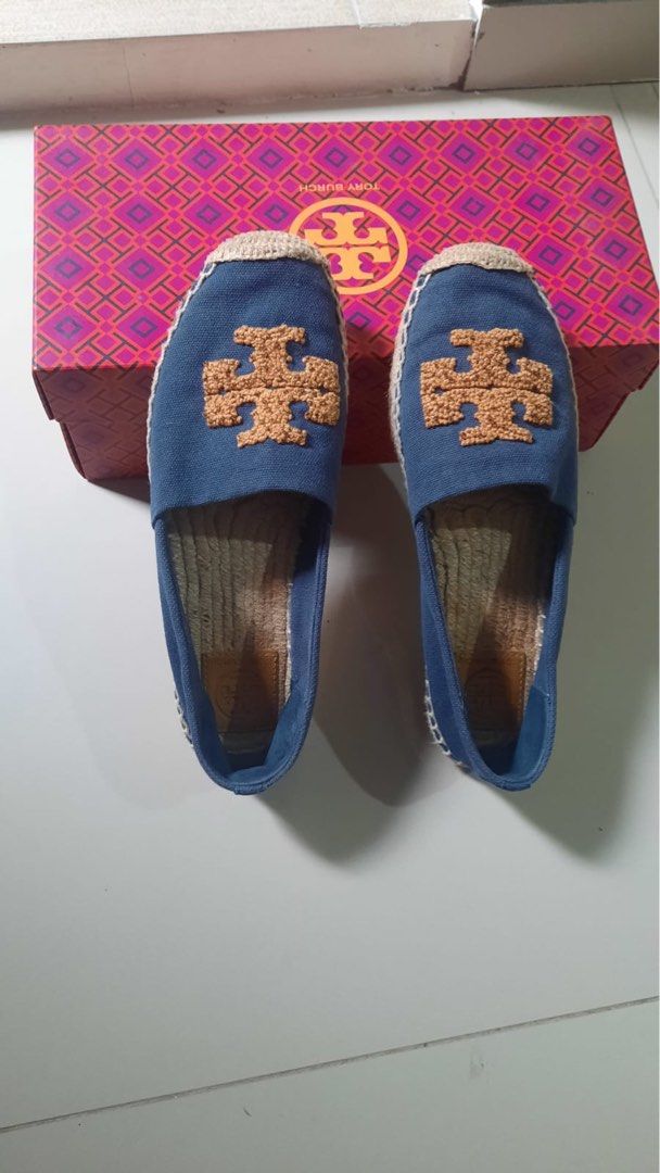 Tory Burch Elisa Logo Espadrilles Canvas Pottery Blue Golden Fry size 6.5 37 Fesyen Wanita Sepatu di Carousell