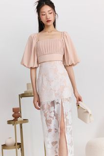 TSS The Style Soirée Patrice Pleated Puffy Sleeve Top In Blush