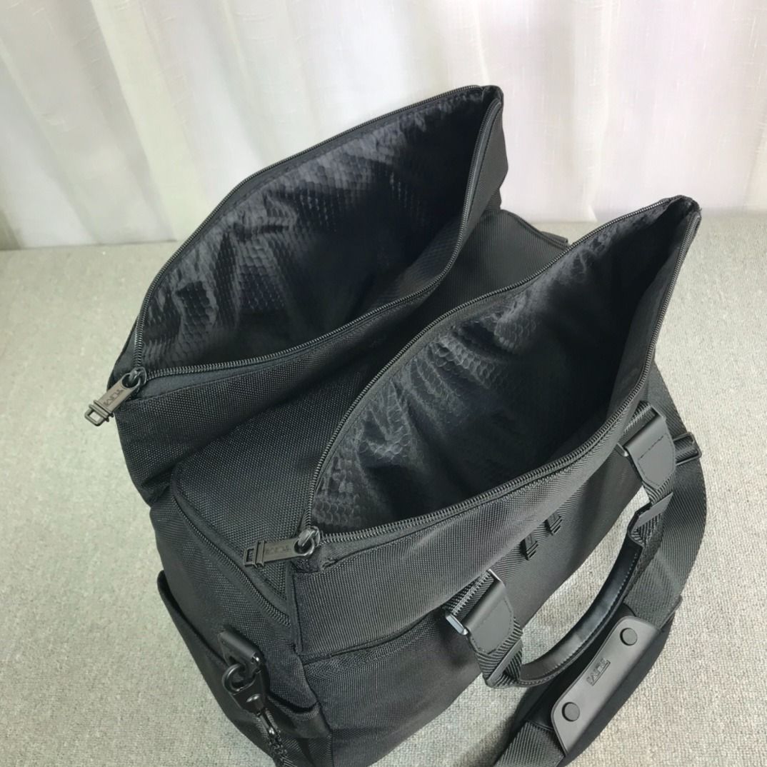 Tumi irwin best sale duffel