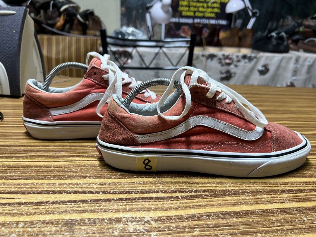 Vans old School 8uk Men s Fashion Footwear Sneakers on Carousell