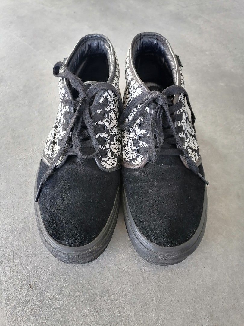 Supreme x vans clearance old skool and chukka