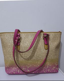 (Kategori: ) berada di . Dikirim oleh Mc.Collection (ID iklan 1270055330, Gambar 1). Deskripsi: .