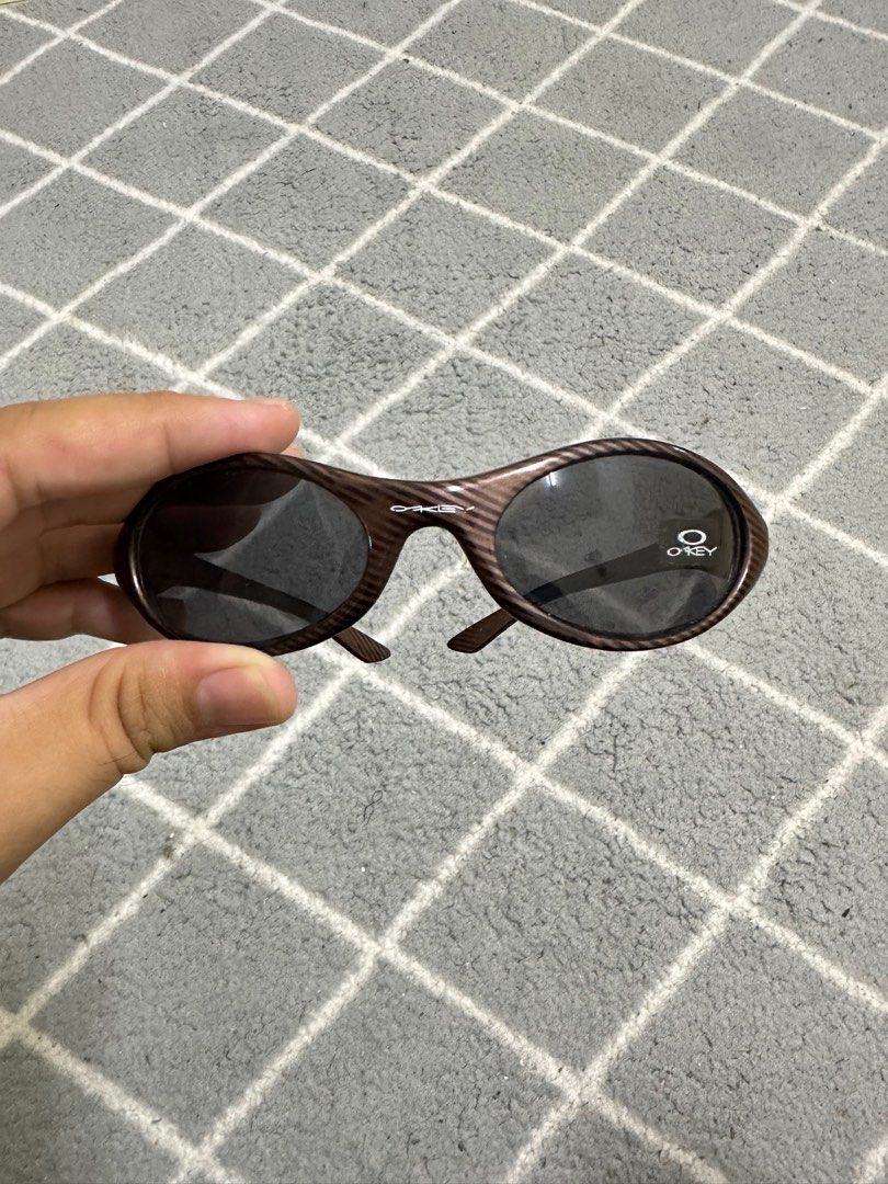 Bootleg shop oakley sunglasses