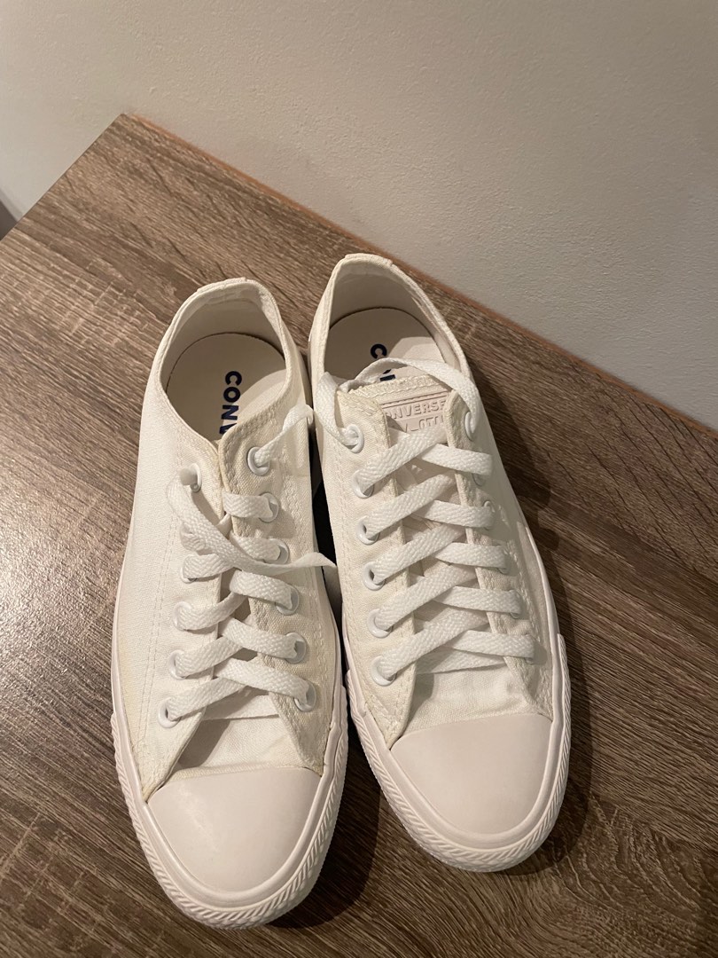 White converse tennis shoes online
