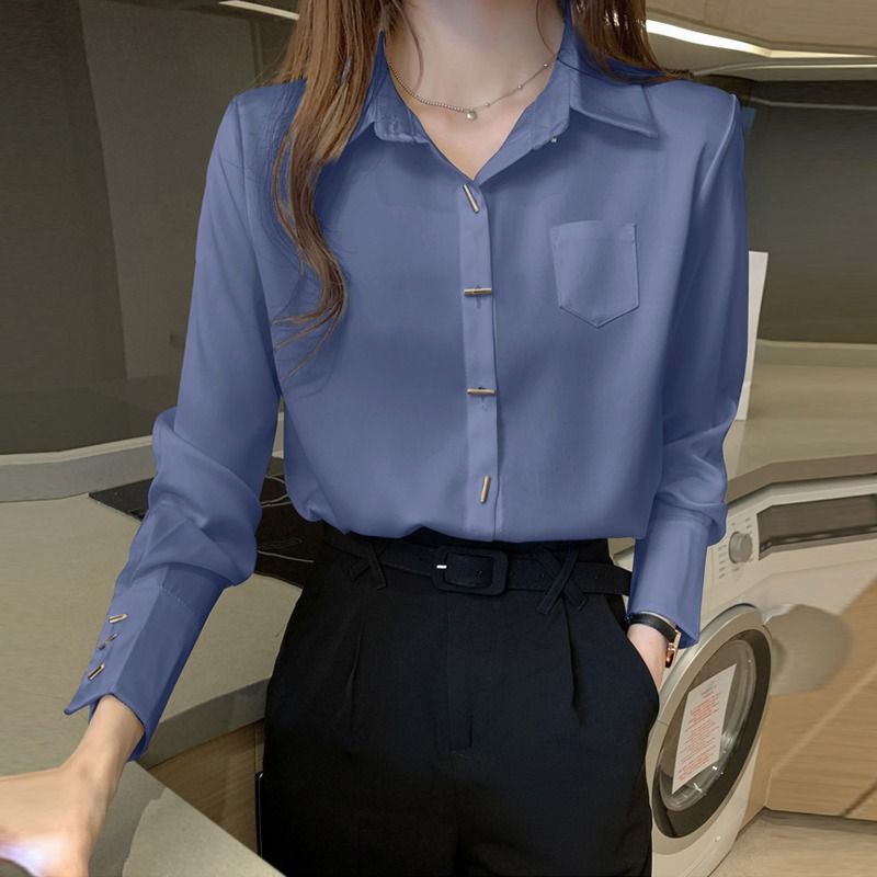 Elegant shop work wear