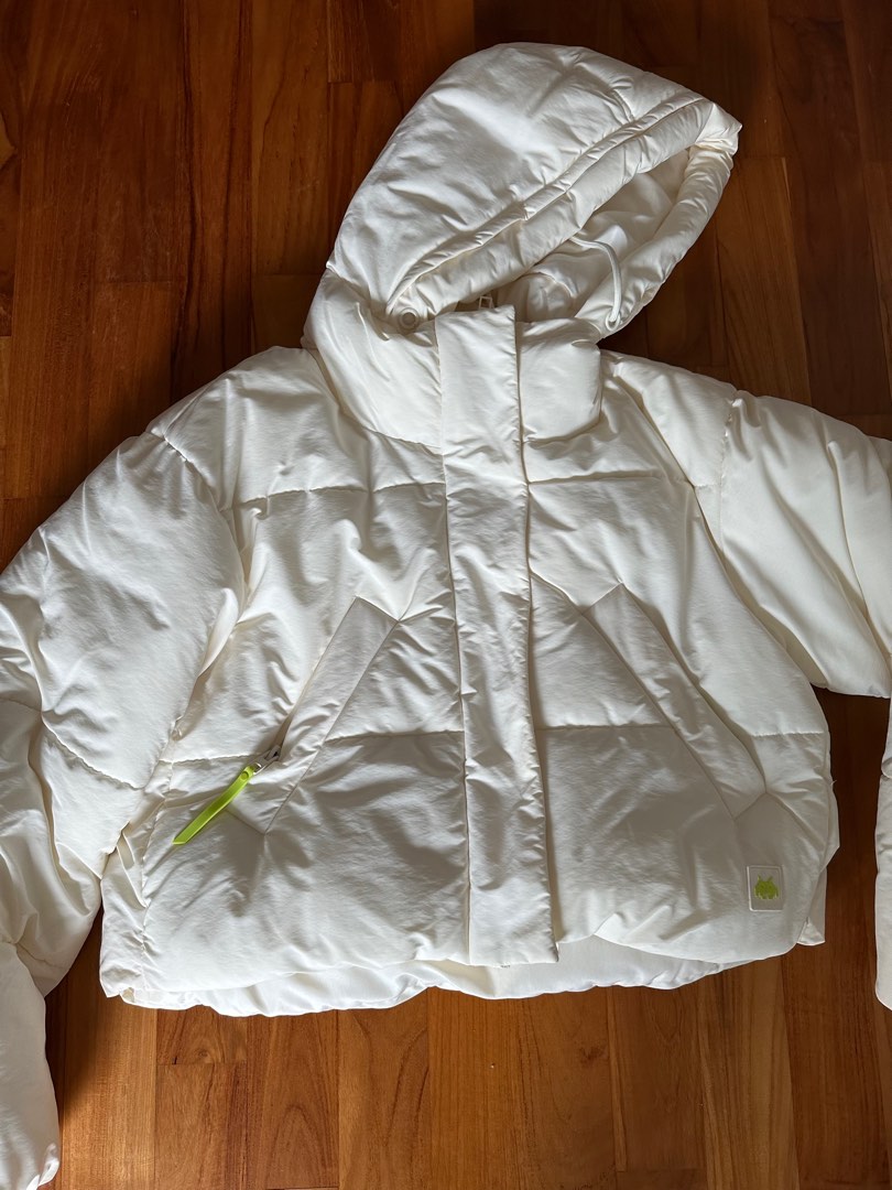 Zara ecru water repellent space invaders hooded puffer jacket Women s Fashion Coats Jackets and Outerwear on Carousell