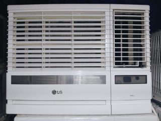 1hp LG Brand Secondhand Aircon Digital with remote for sale.