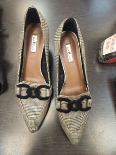 *全新展示鞋 女鞋 INCHE 千鳥格高跟鞋 24號 $599