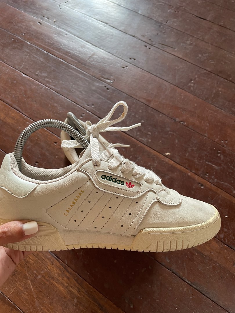 calabasas sneakers adidas