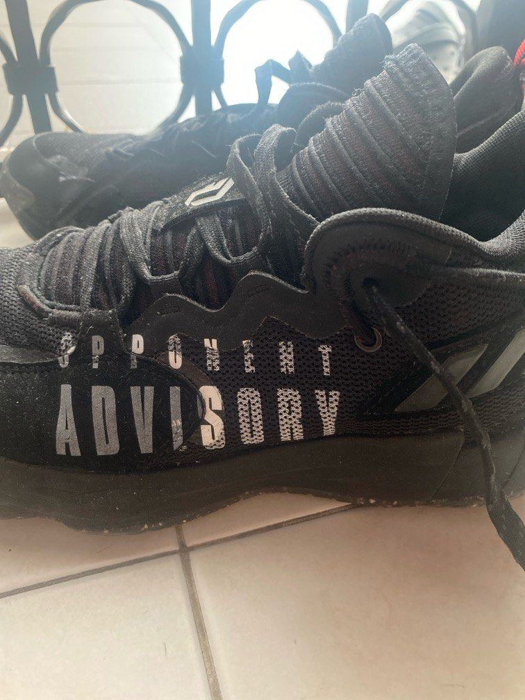 Dame 2 hotsell basketball shoes