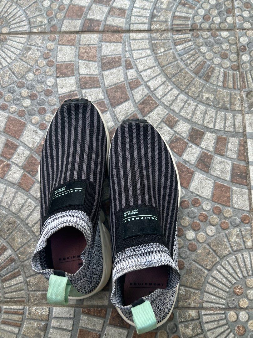 Eqt adidas velluto top