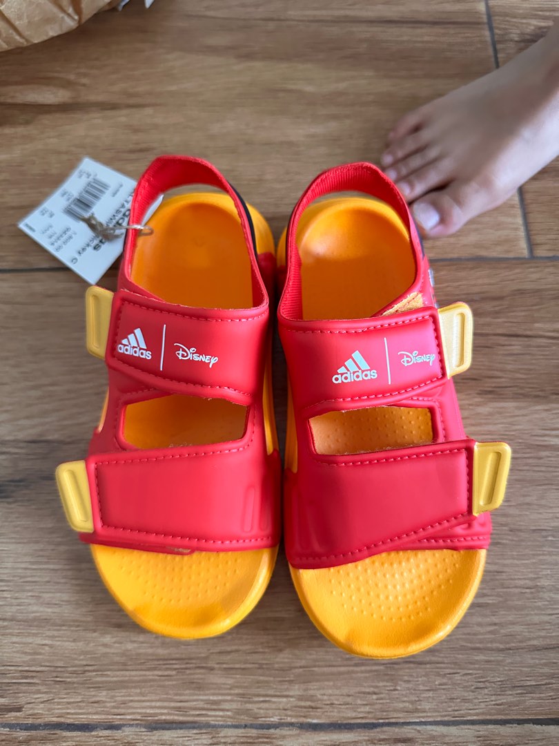 Adidas store altaswim mickey