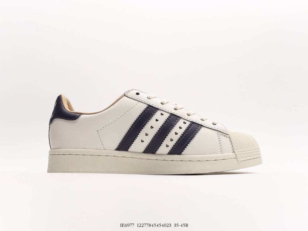 Adidas originals 35 hotsell