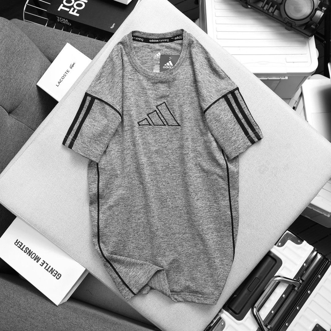 Adidas t shirt outfit top