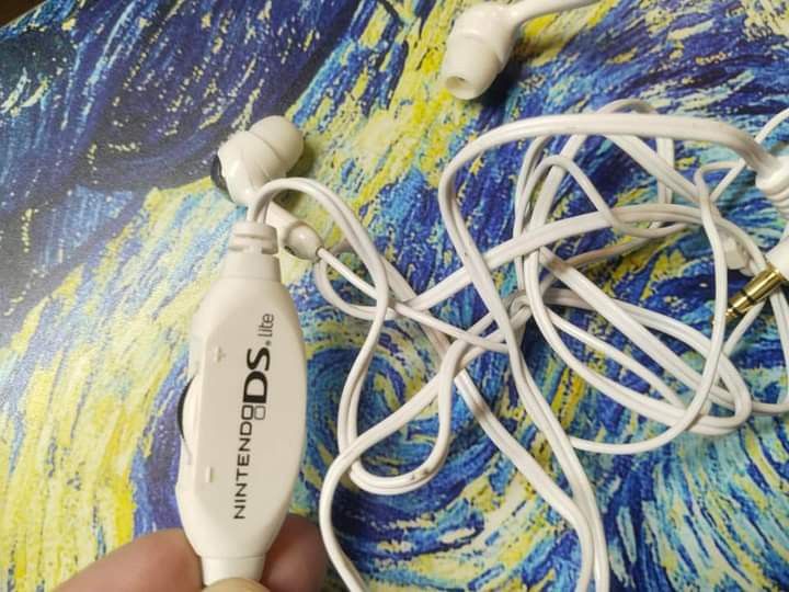 Affordable Nintendo DS lite earphones (Category: Nintendo) located in Bulacan. Submitted by afford.japan (Listing ID 1270111876, Image 1). Description: Japan Surplus.