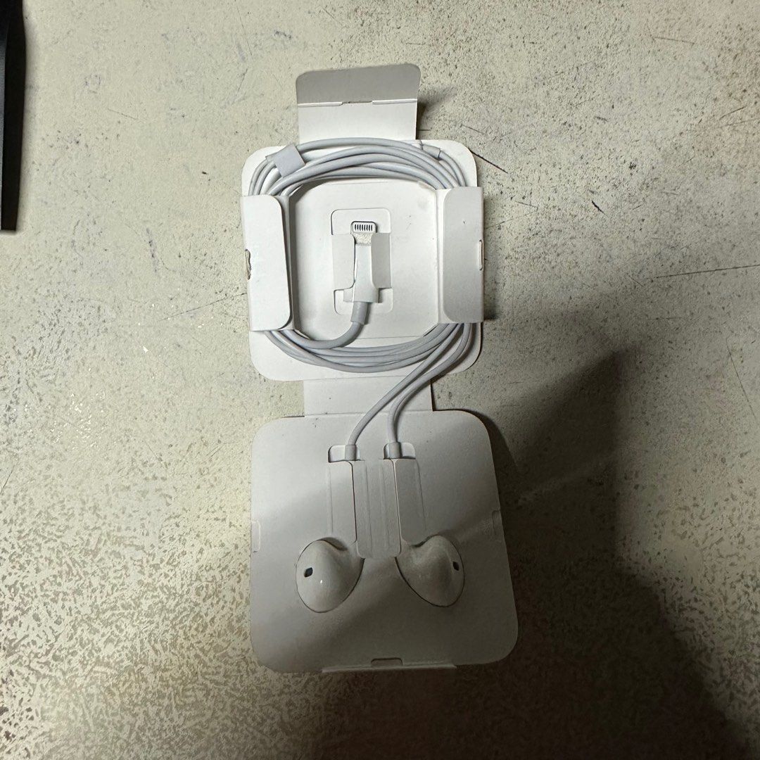 Apple Earphone ORI lightning apdater
