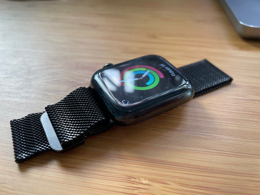 Apple watch series 4 store 44mm space black stainless steel