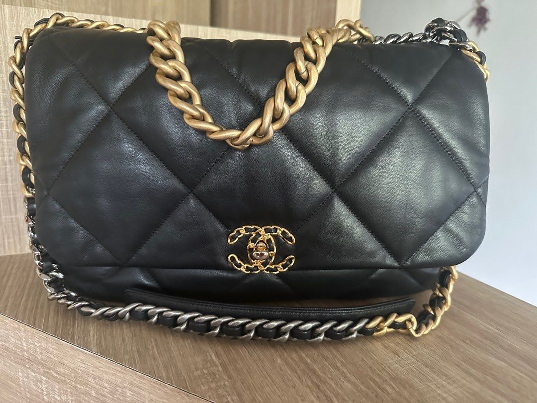 Authentic Chanel 19 Maxi calfskin bag Luxury Bags Wallets on