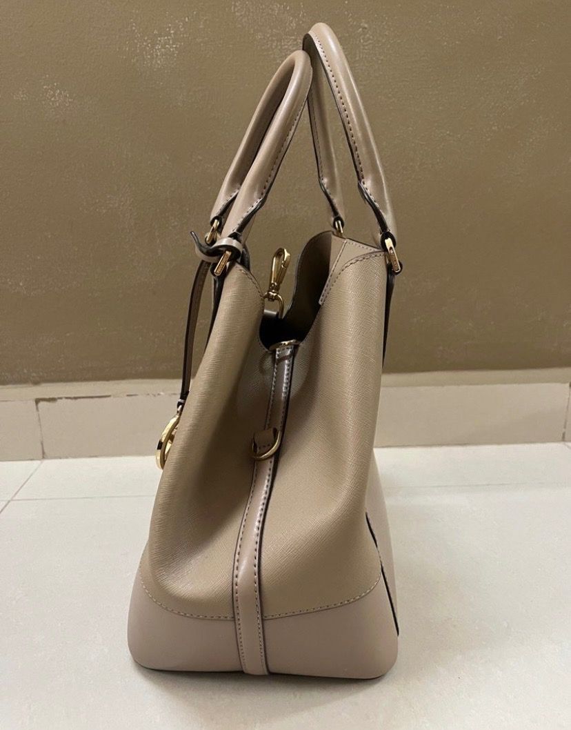 Authentic MICHAEL KORS Trista Large Grab Bag Trades Welcomed