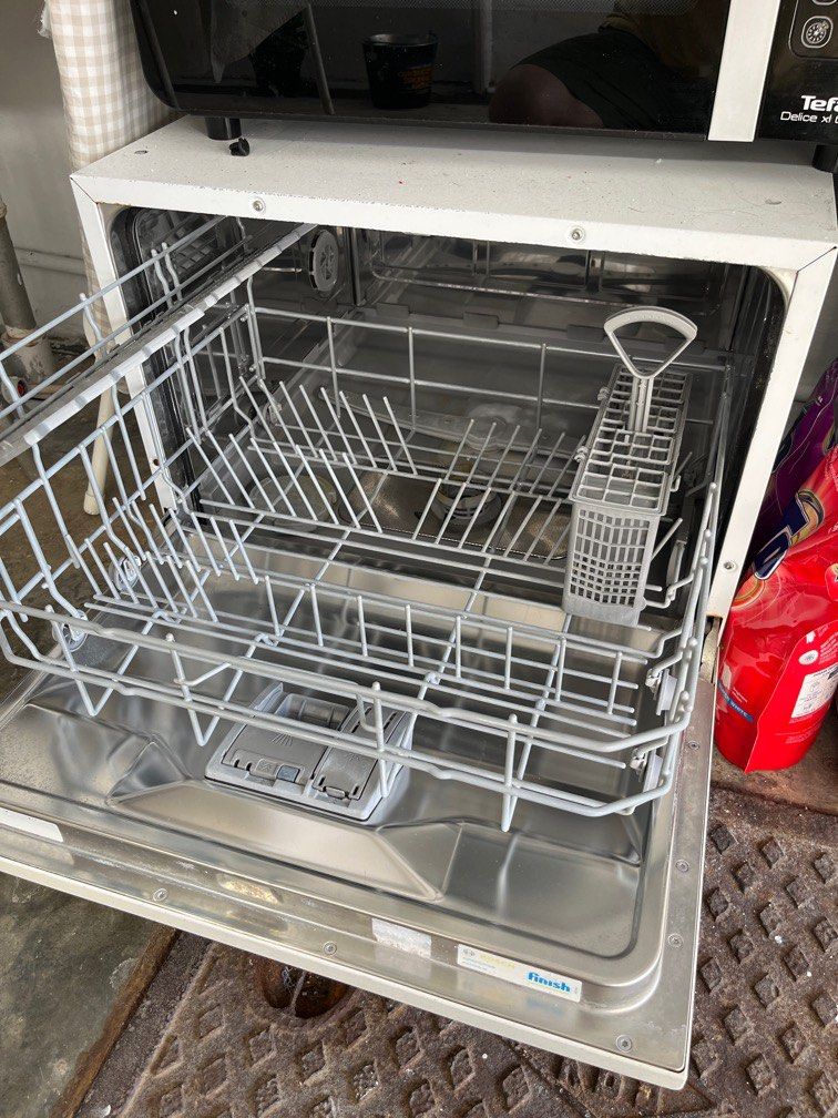 Bosch small dishwasher, TV & Home Appliances, Kitchen Appliances