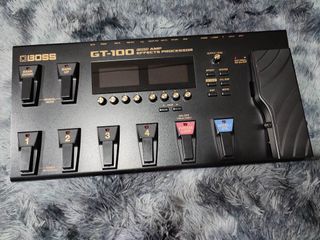 Boss GT-100 Guitar Multi-effects Pedal