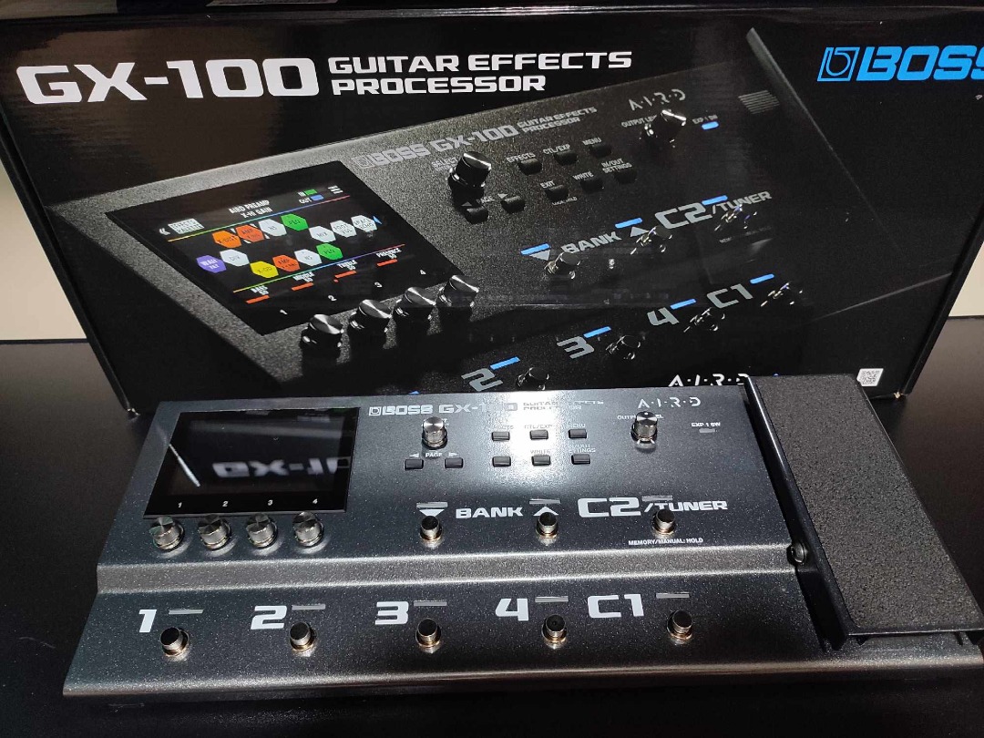 BOSS GX100 Guitar Multieffects Pedal, Hobbies & Toys, Music & Media