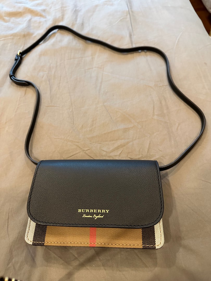 Burberry hampshire sales house check crossbody