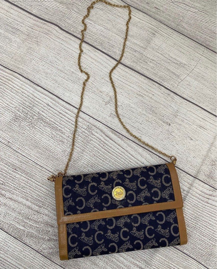 C E L I N E SLING bag (Category: Luxury Bags & Wallets) located in Paranaque City. Submitted by jenniferj97672 (Listing ID 1270238790, Image 1). Description: C E L I N E SLING bag 9000.00 Condition: Great✨ Color: denim💙 Material:canvas Disclaimer: All items are original, luxury pre-owned items. Money back guarantee if proven fake. JENN’S AFFORDABLE LUXURY FINDS IS NOT AFFILIATED WITH ANY BRANDS OF PRODUCTS WE SELL.ℹ️.