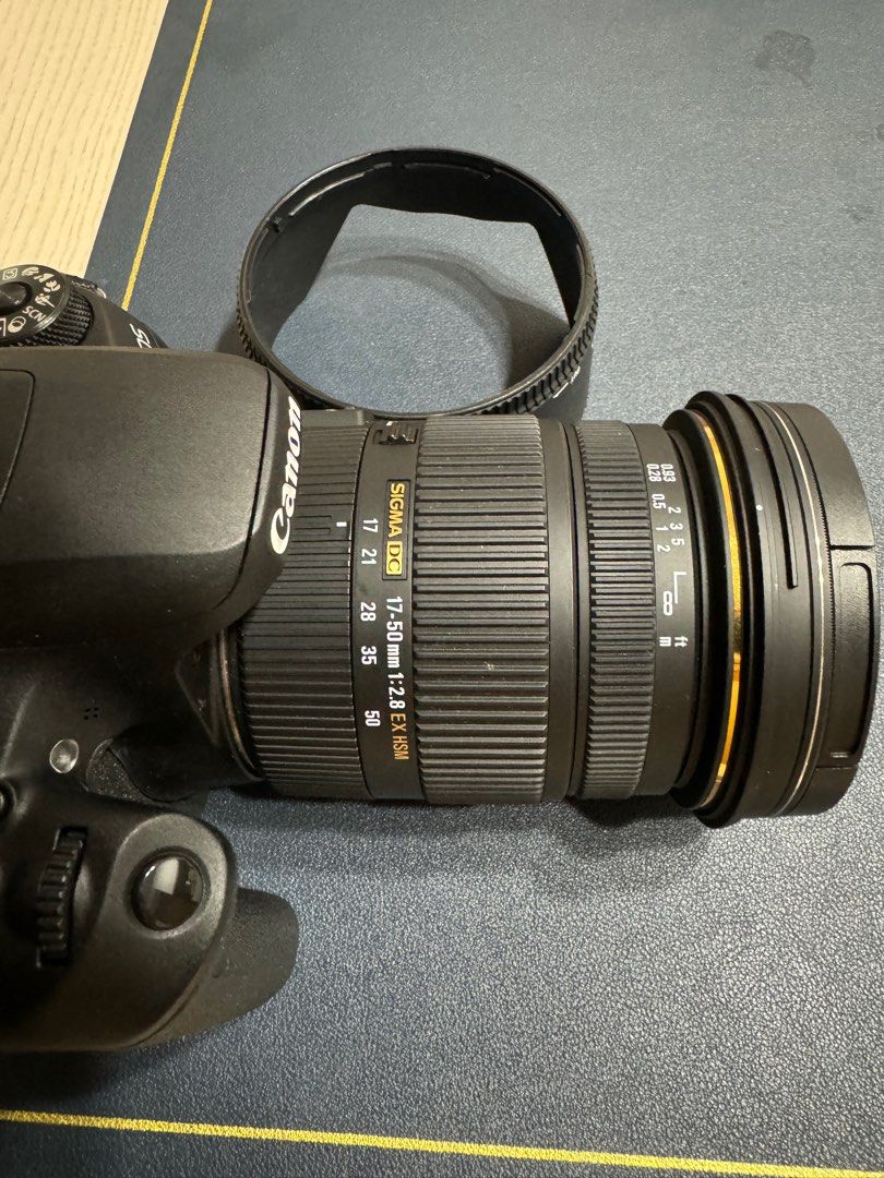 Canon EOS 9000D + SIGMAレンズ17-50mm F2.8 - デジタルカメラ