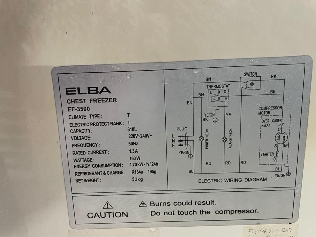 Chest freezer jenama elba 310 ltrs, TV & Home Appliances, Kitchen