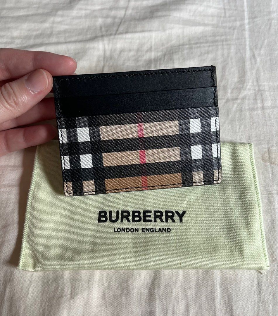 CHRISTMAS SALE Authentic Burberry Signature Print Logo Sandon Card Holder Brand New Luxury Bags Wallets on Carousell