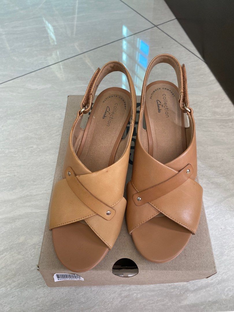 Clarks unstructured ladies sandals top