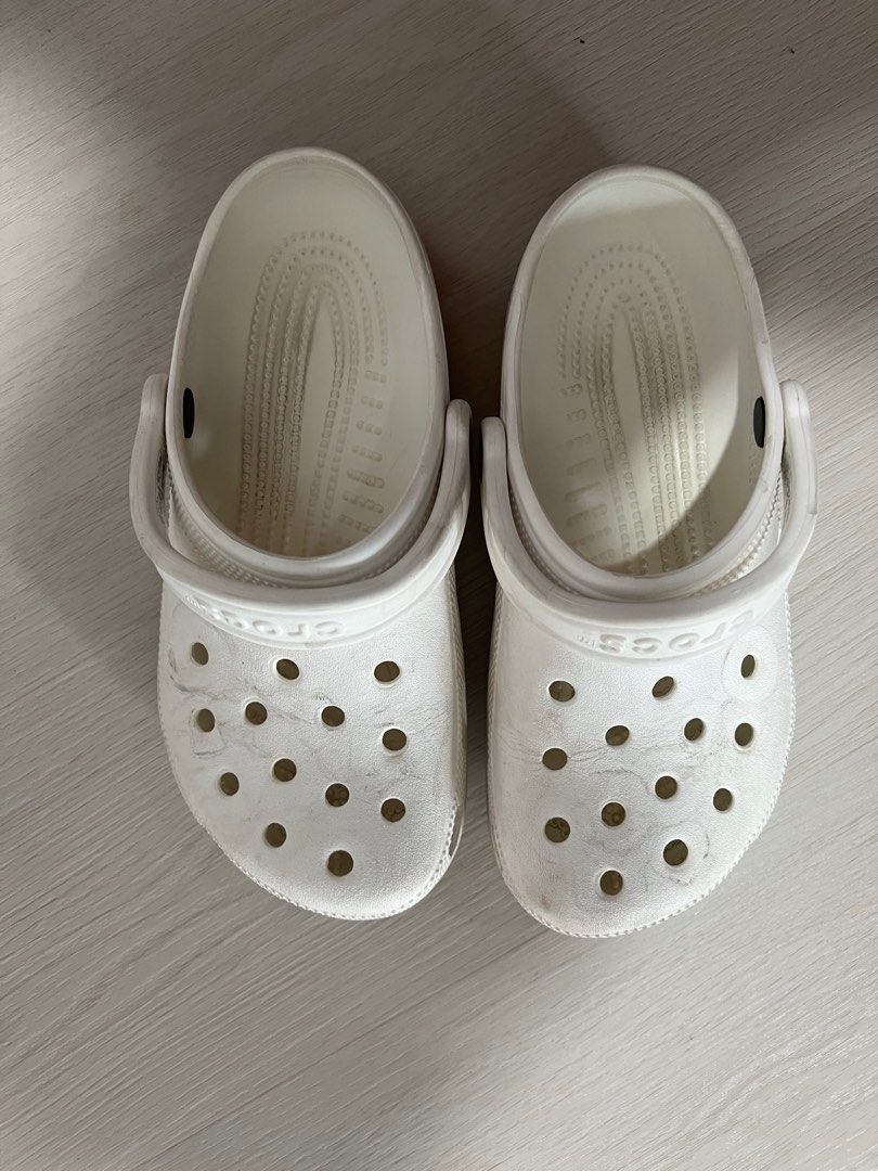 Classic crocs in white Women s Fashion Footwear Sandals on