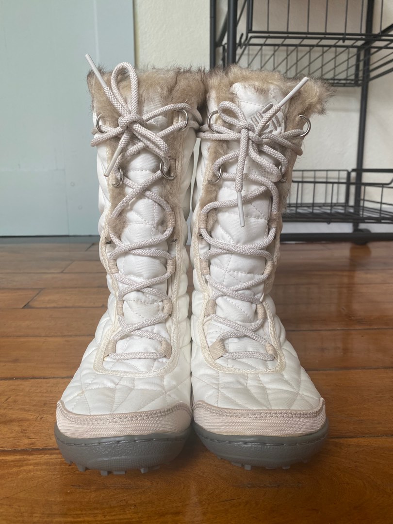 Columbia white boots on sale