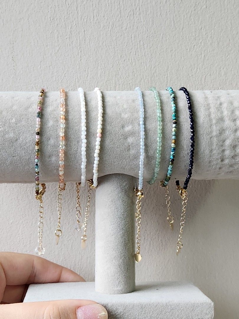 Dainty crystal bracelet hotsell
