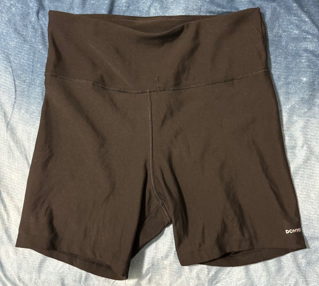 Decathlon biker hotsell shorts