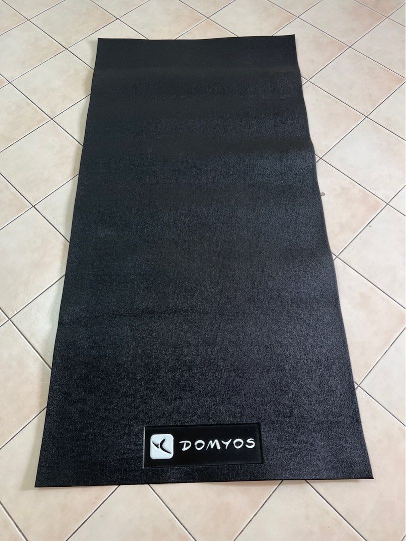 Domyos hot sale training mat