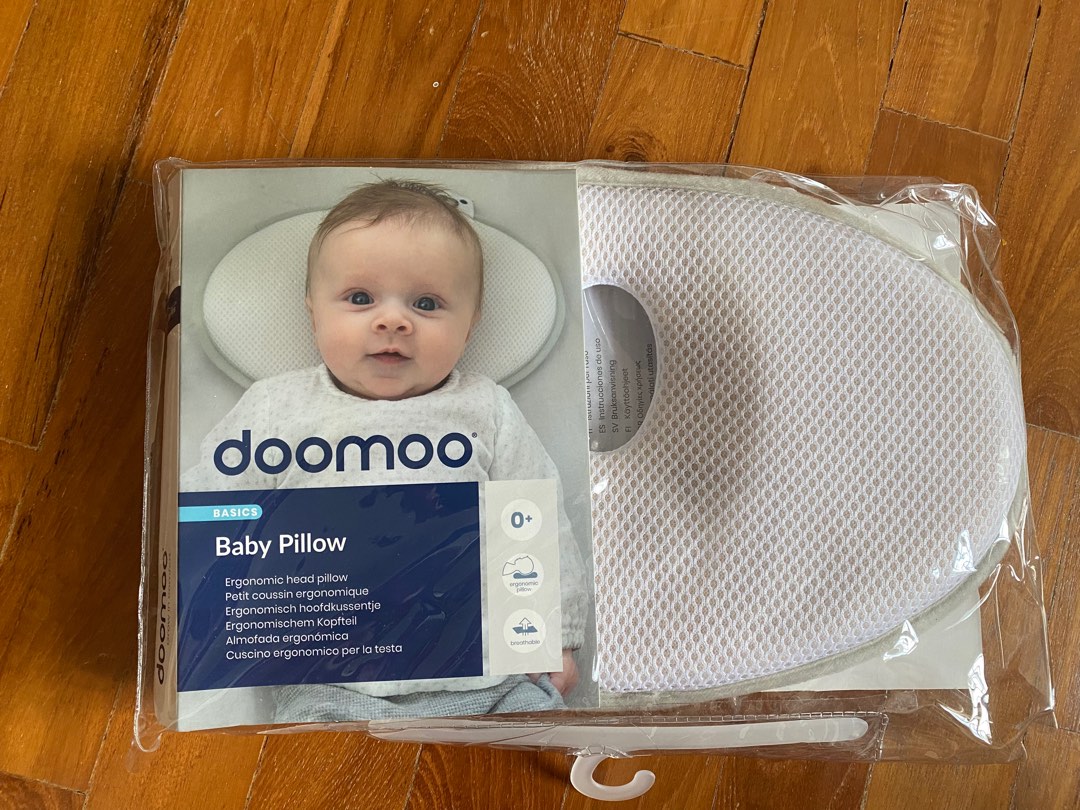 Doomoo ergonomic baby cushion with matching cover Babies Kids