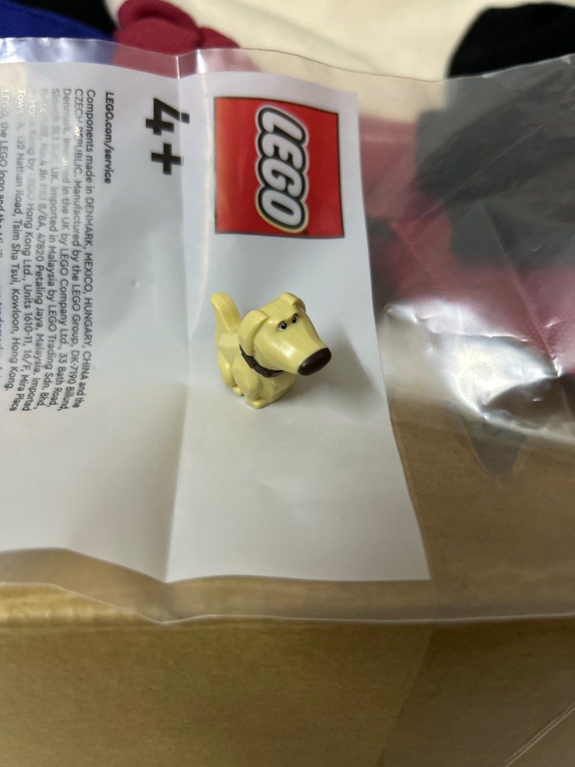 Lego golden deals retriever minifigure