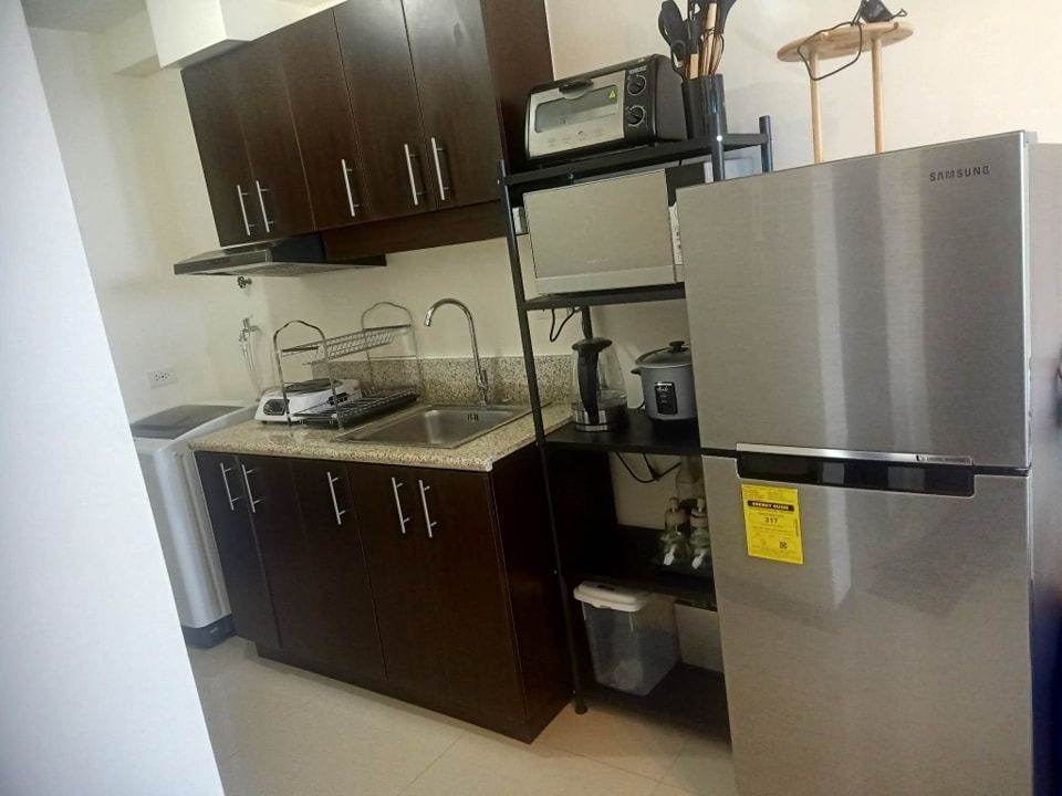 AXIS RESIDENCES 2 BEDROOMS FOR SALE (Category: Apartments & Condos) located in Pasig City. Submitted by PhilRealEstateFinder (Listing ID 1270170032, Image 3). Description: FOR RENT Axis Residences Pioneer, Mandaluyong 2 Bedrooms 2 T&B FA: 52 SQM View: Pasig River Fully-Furnished PRICE:10.5M SARENA SUKHANI PRC lic: 14456 09175566291 JULIET SESE PRC LIC:2846 09175517784.