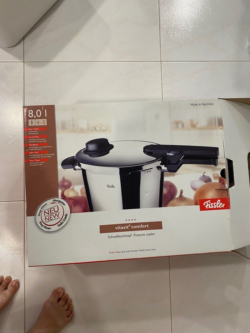 Fissler 8L pressure cooker