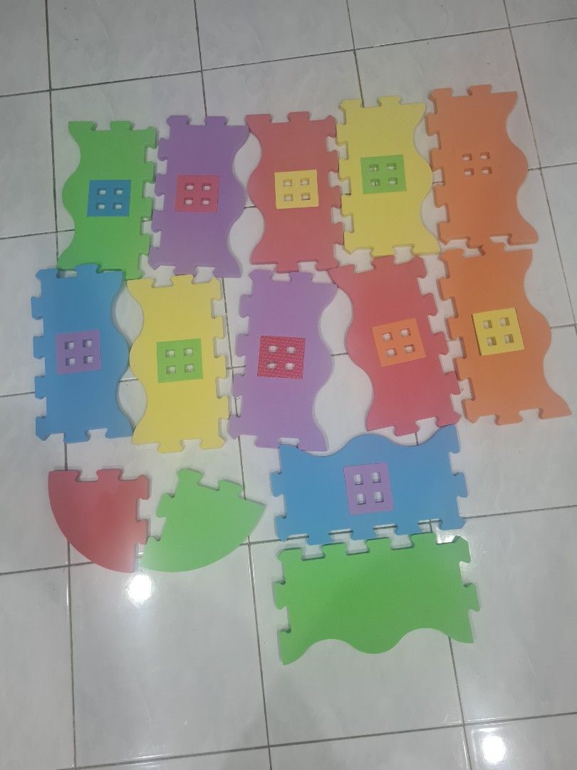 Foam Activity Ball Pit, Babies & Kids, Infant Playtime on Carousell